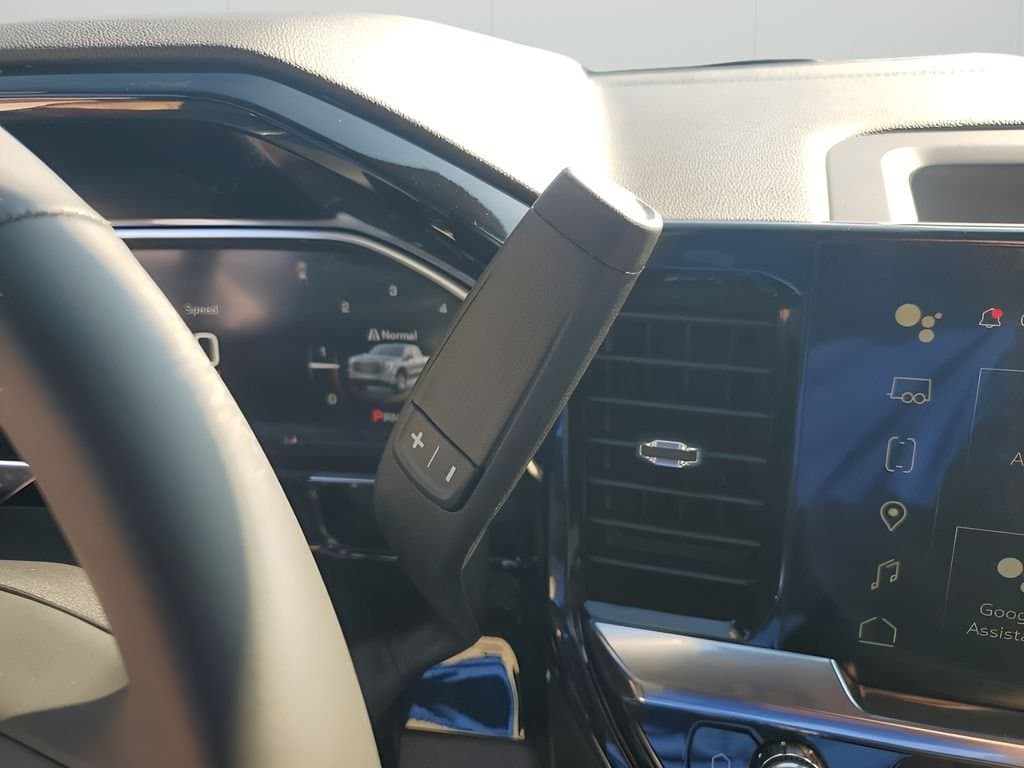 2026 GMC Sierra 1500 - Image 31