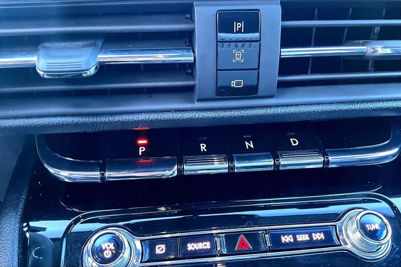 2020 Lincoln Corsair - Image 16