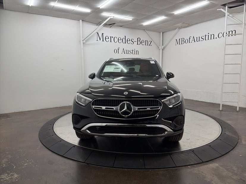 2026 Mercedes-Benz GLC - Image 2