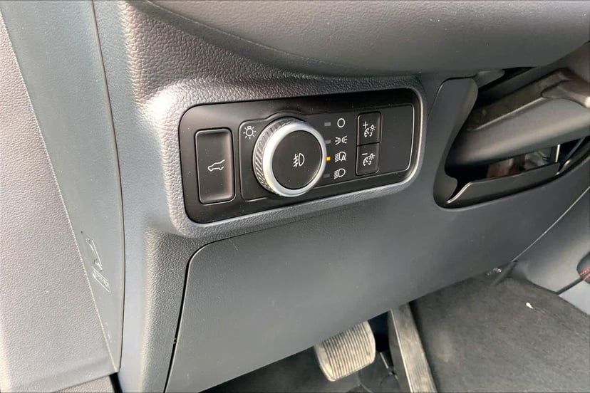 2026 Ford Explorer - Image 18