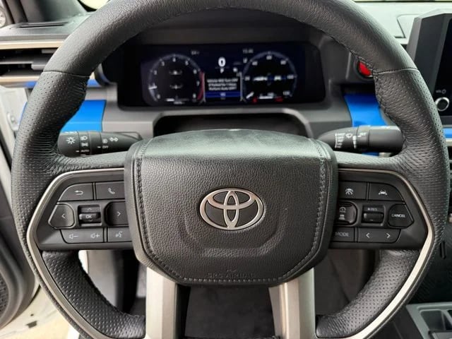 2025 Toyota Tacoma - Image 15