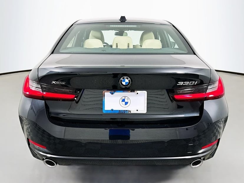 2026 BMW 3 Series - Image 6