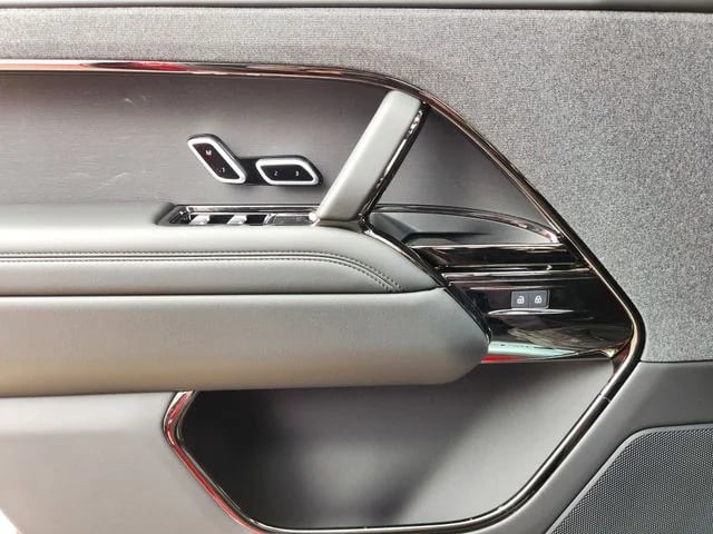 2025 Land Rover Range Rover Sport - Image 22