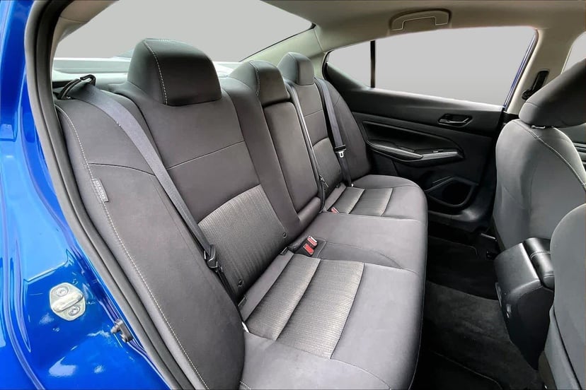 2025 Nissan Altima - Image 20