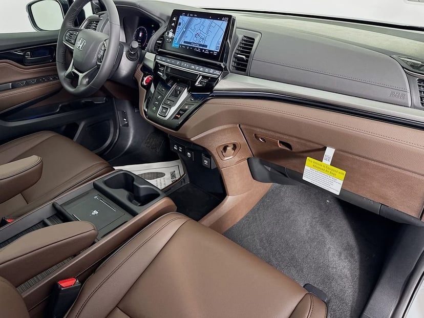 2026 Honda Odyssey - Image 42