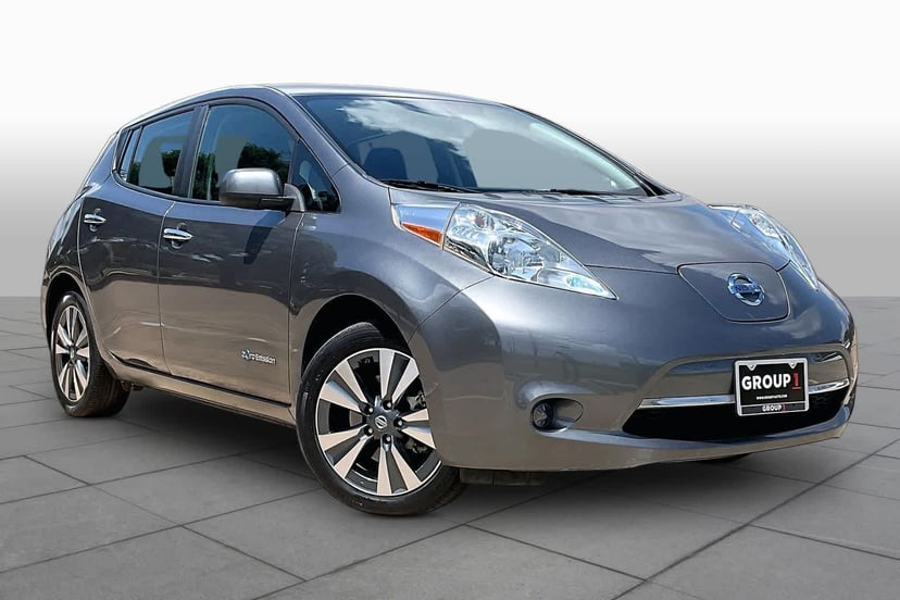 2016 Nissan LEAF - Image 1