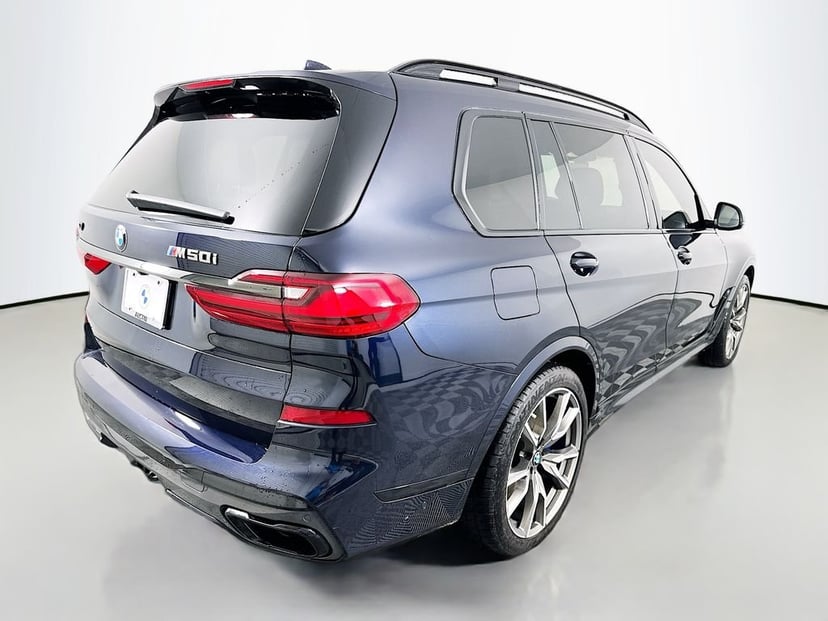 2022 BMW X7 - Image 5
