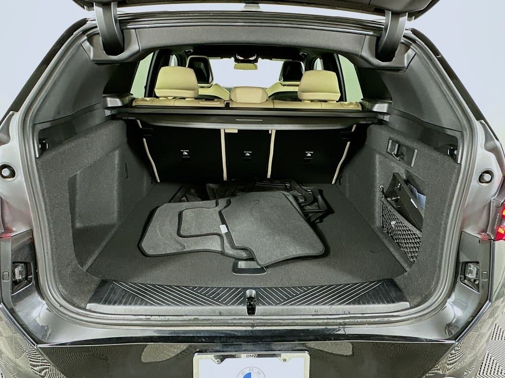 2025 BMW X3 - Image 25