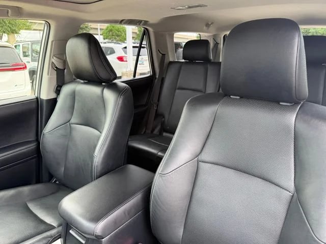 2023 Toyota 4Runner - Image 10