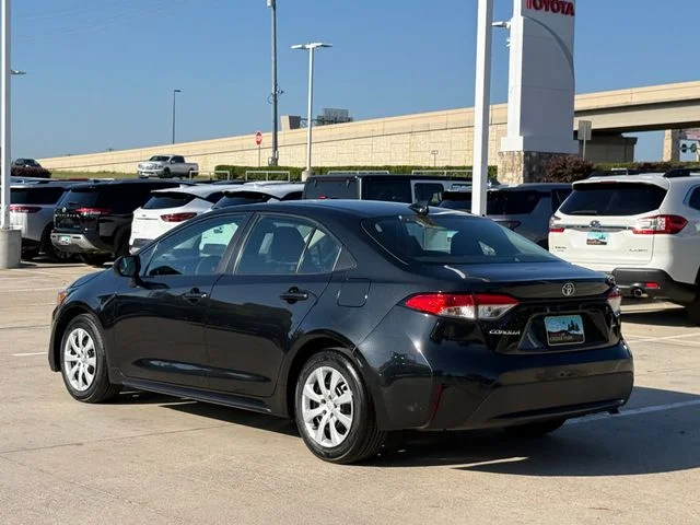 2022 Toyota Corolla - Image 5