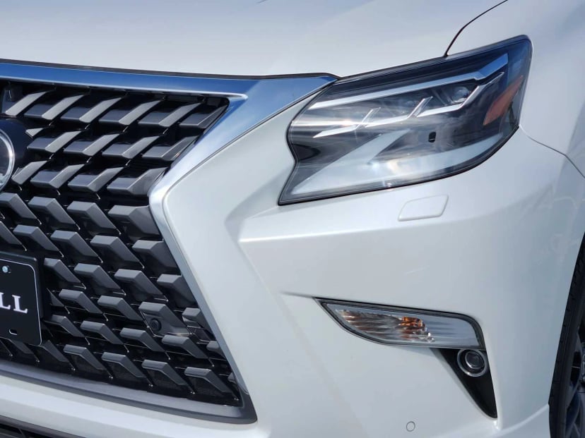 2023 Lexus GX 460 - Image 5