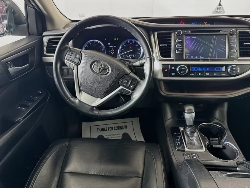 2018 Toyota Highlander - Image 28