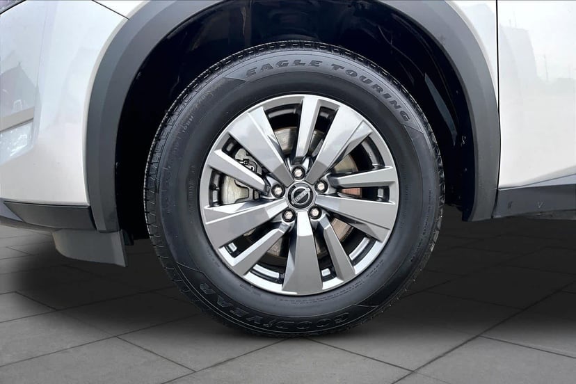 2025 Nissan Pathfinder - Image 11