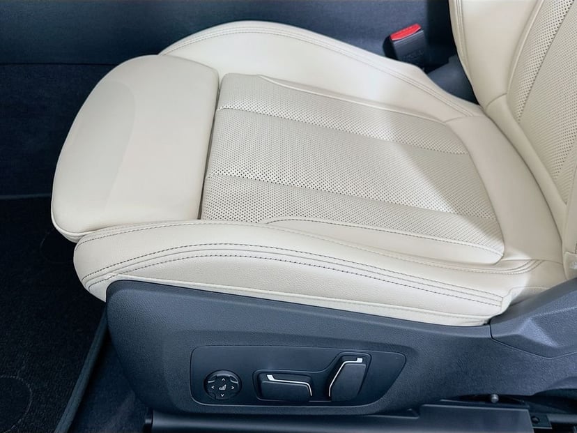 2026 BMW 4 Series - Image 21