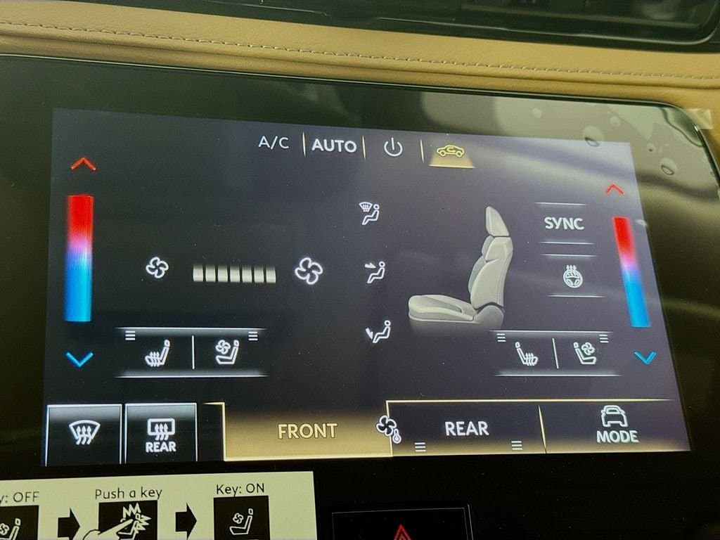 2026 INFINITI QX80 - Image 19