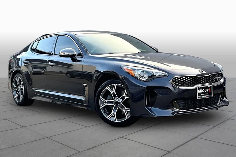 2020 Kia Stinger - Image 1