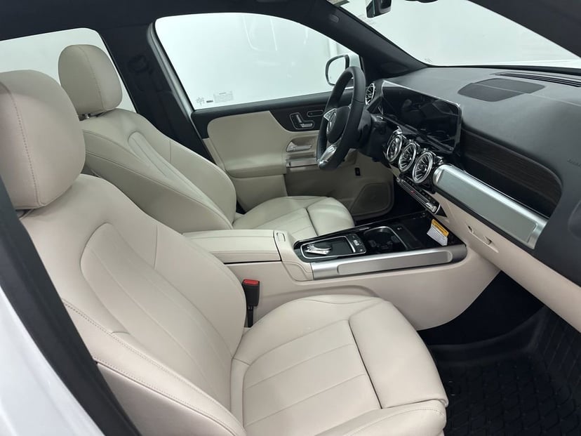 2026 Mercedes-Benz GLB - Image 61