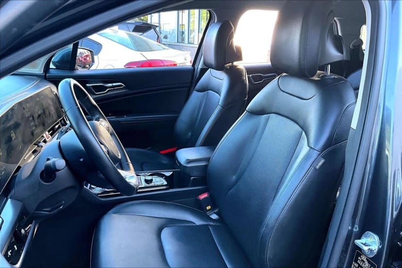 2023 Kia Sportage - Image 8