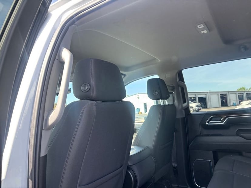 2025 Chevrolet Silverado 1500 - Image 24