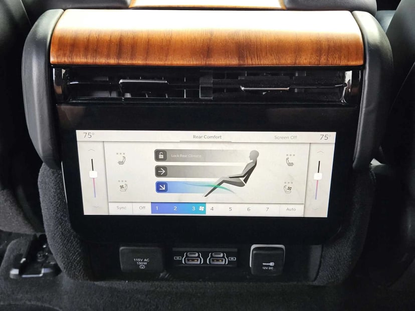 2022 Jeep Grand Wagoneer - Image 30