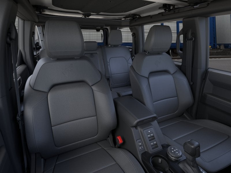 2026 Ford Bronco - Image 23