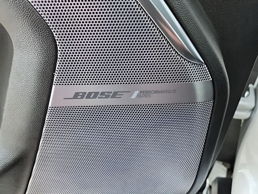 2023 GMC Yukon XL - Image 30