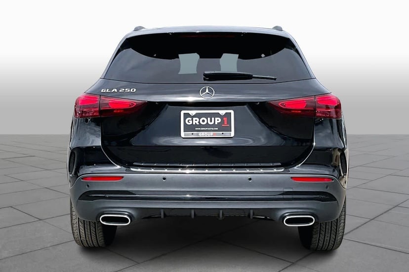 2025 Mercedes-Benz GLA 250 - Image 5