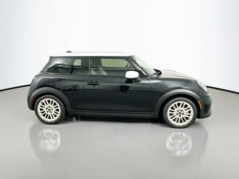 2025 MINI Cooper S - Image 4