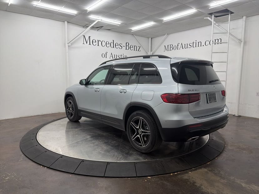 2026 Mercedes-Benz GLB - Image 5