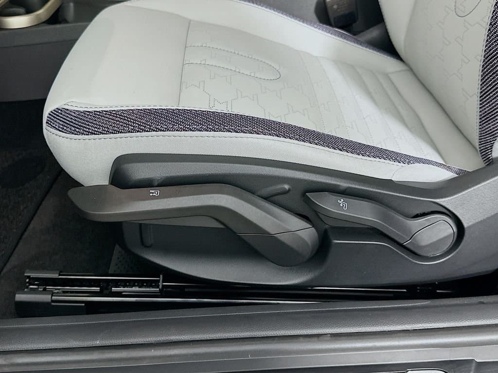 2025 MINI COOPER - Image 21