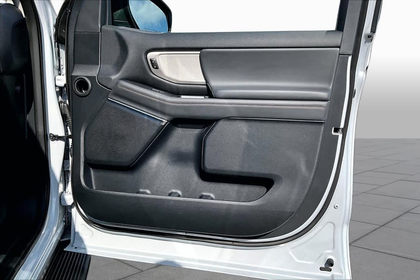 2025 Ford Expedition - Image 23