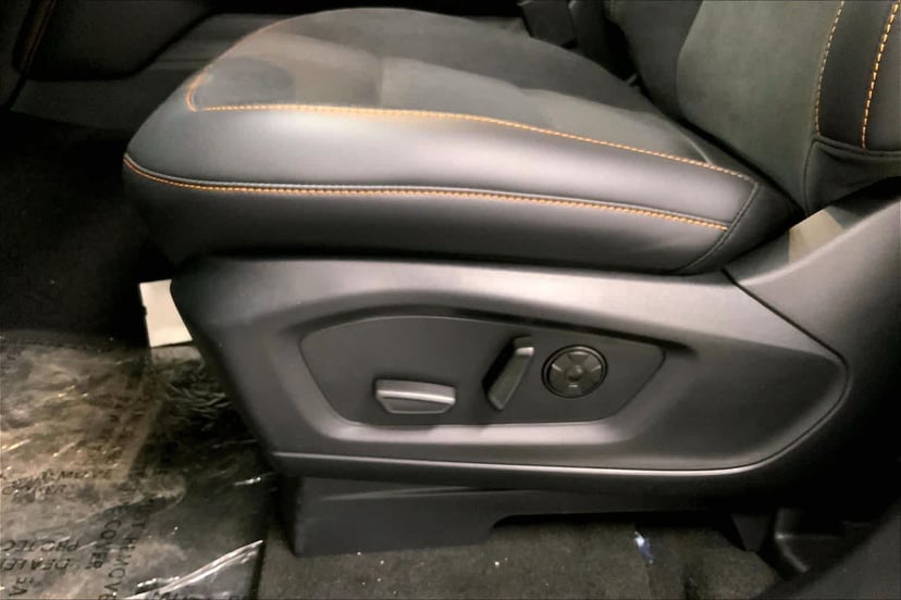 2026 Ford Explorer - Image 19