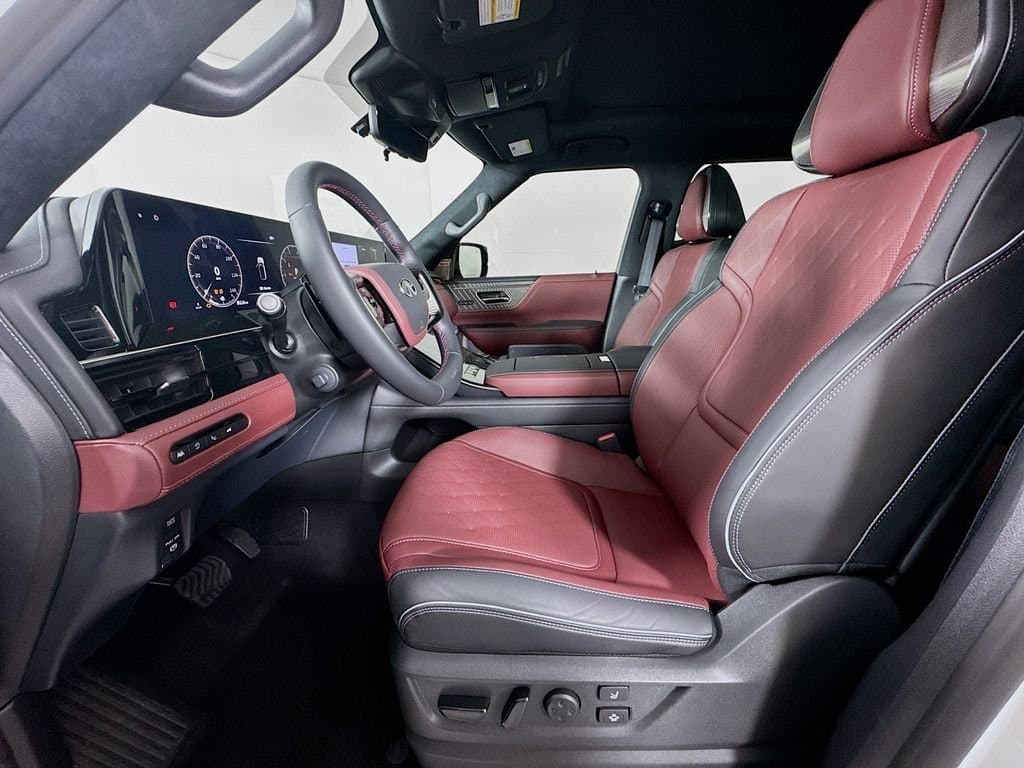 2026 INFINITI QX80 - Image 25