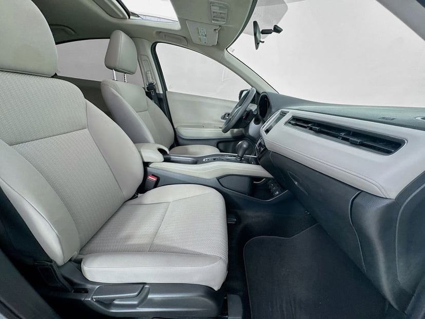 2018 Honda HR-V - Image 36