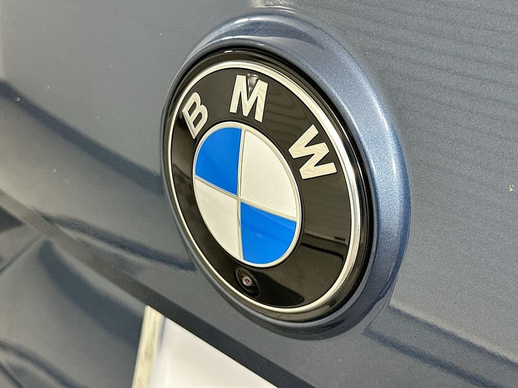 2026 BMW iX - Image 22