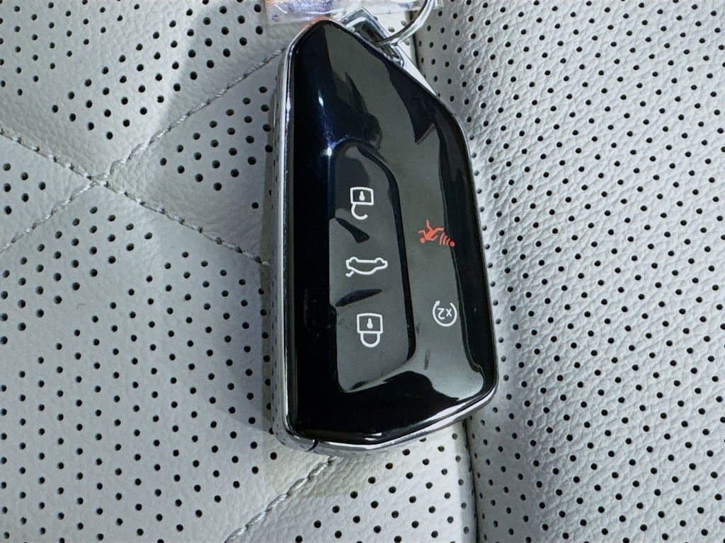 2025 VOLKSWAGEN Atlas - Image 38