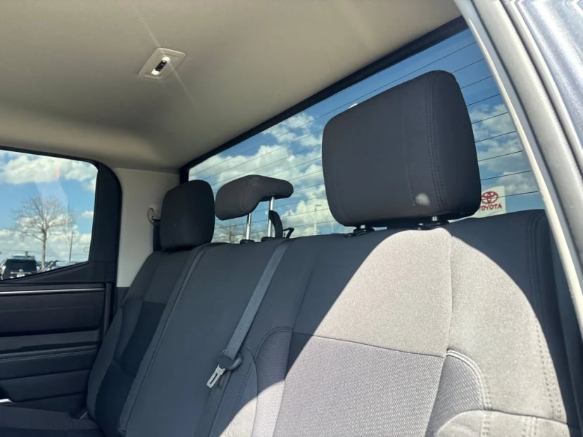 2022 Toyota Tundra - Image 25