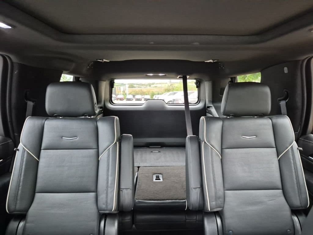 2022 Cadillac Escalade - Image 44