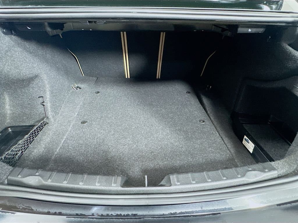 2017 BMW 3 - Image 32