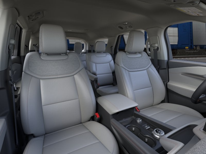 2026 Ford Explorer - Image 23