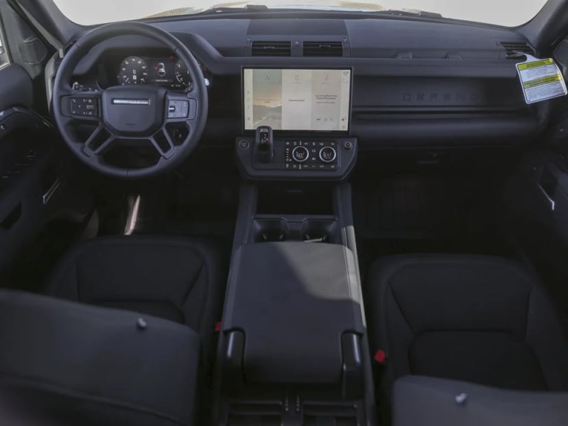 2026 Land Rover Defender 110 - Image 31