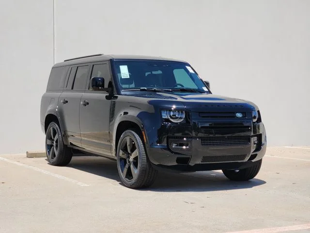 2025 Land Rover Defender 130 - Image 2
