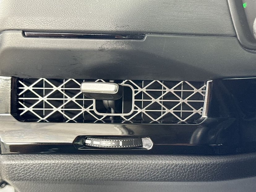 2023 Honda Accord Hybrid - Image 12