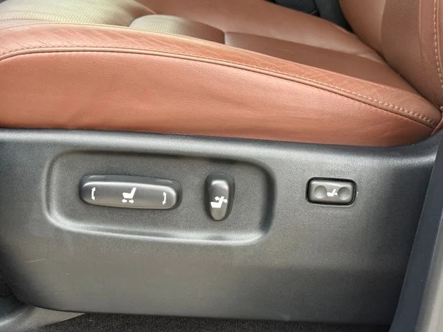 2021 Toyota Land Cruiser - Image 30