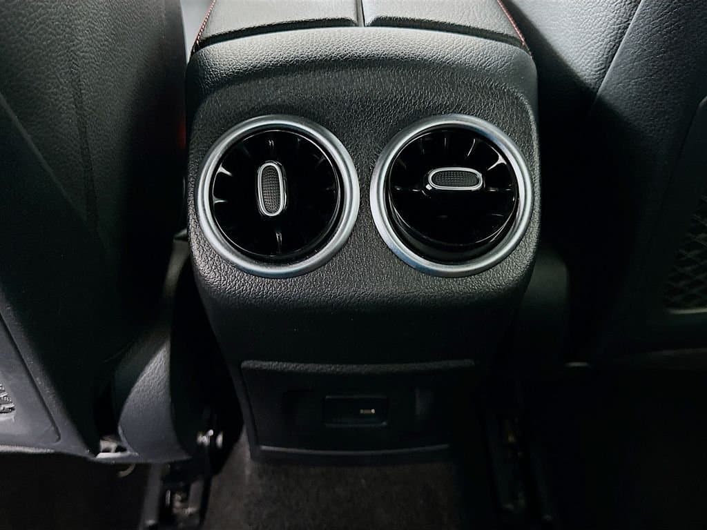 2023 Mercedes-Benz CLA - Image 25