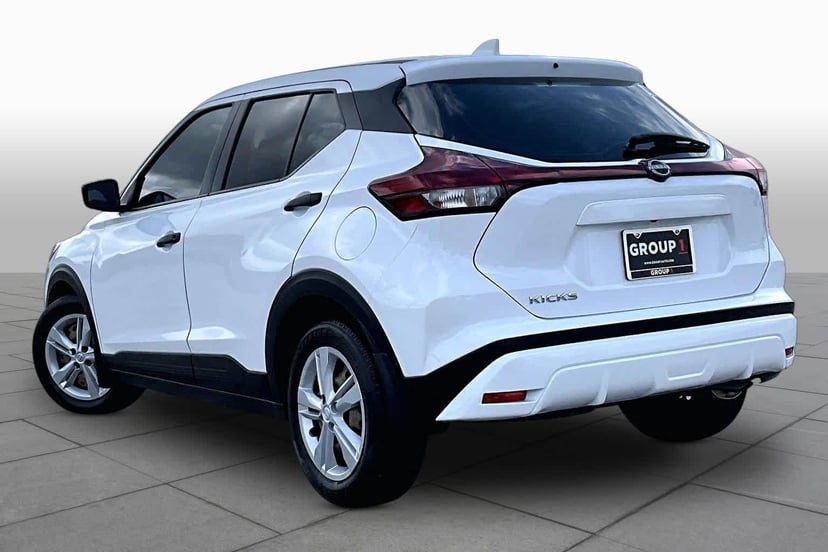 2023 Nissan Kicks - Image 12