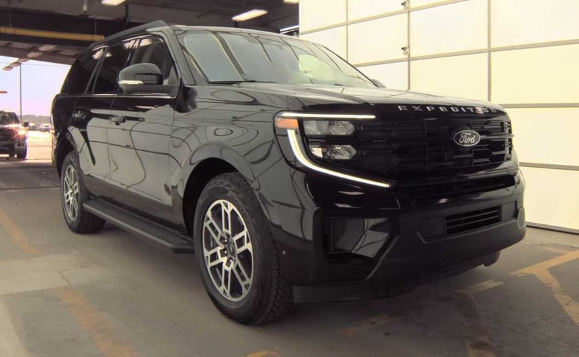 2025 Ford Expedition - Image 1
