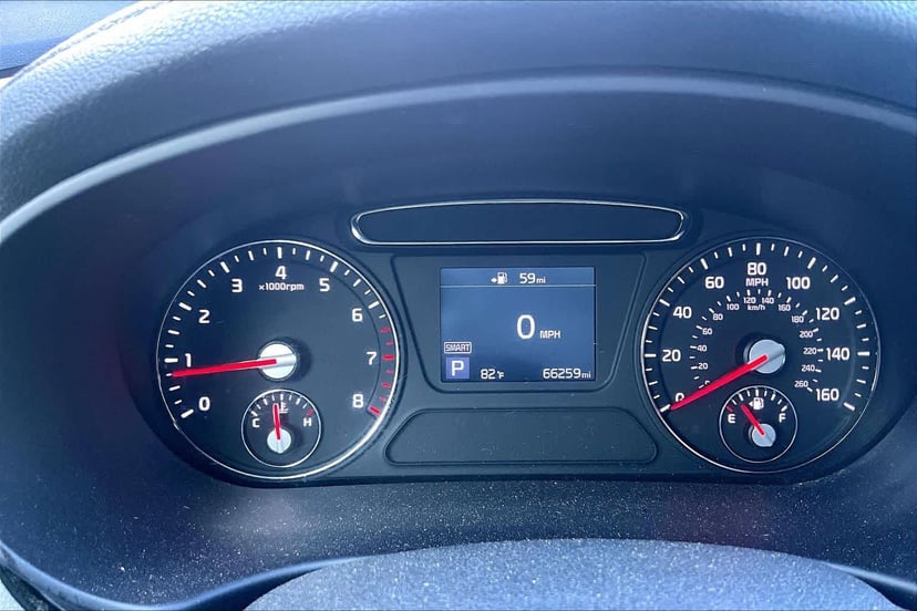 2019 Kia Sorento - Image 25