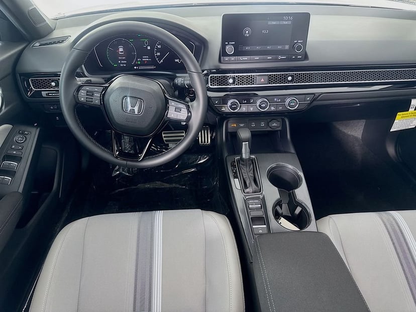 2026 Honda Civic Hybrid - Image 33