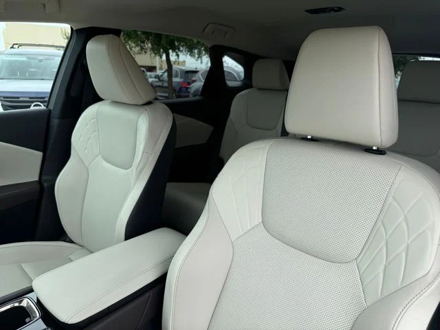 2024 Lexus RX - Image 10
